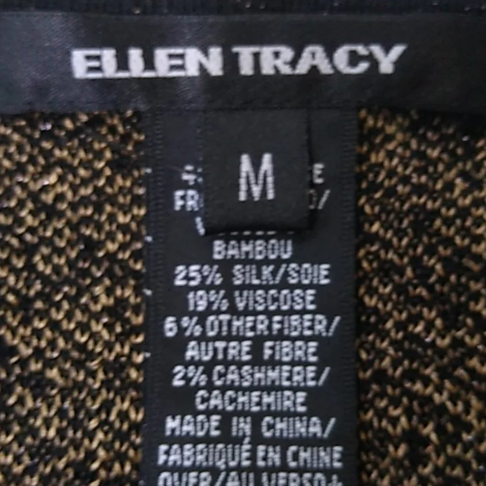 Ellen Tracy elegant lightweight